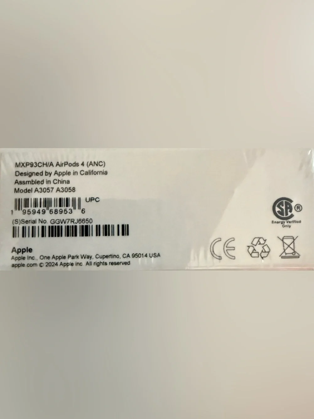 APPLE AirPods 4 (4th Generation) w/ Active Noise Cancelling NIB/SEALED - Picture 2 of 3